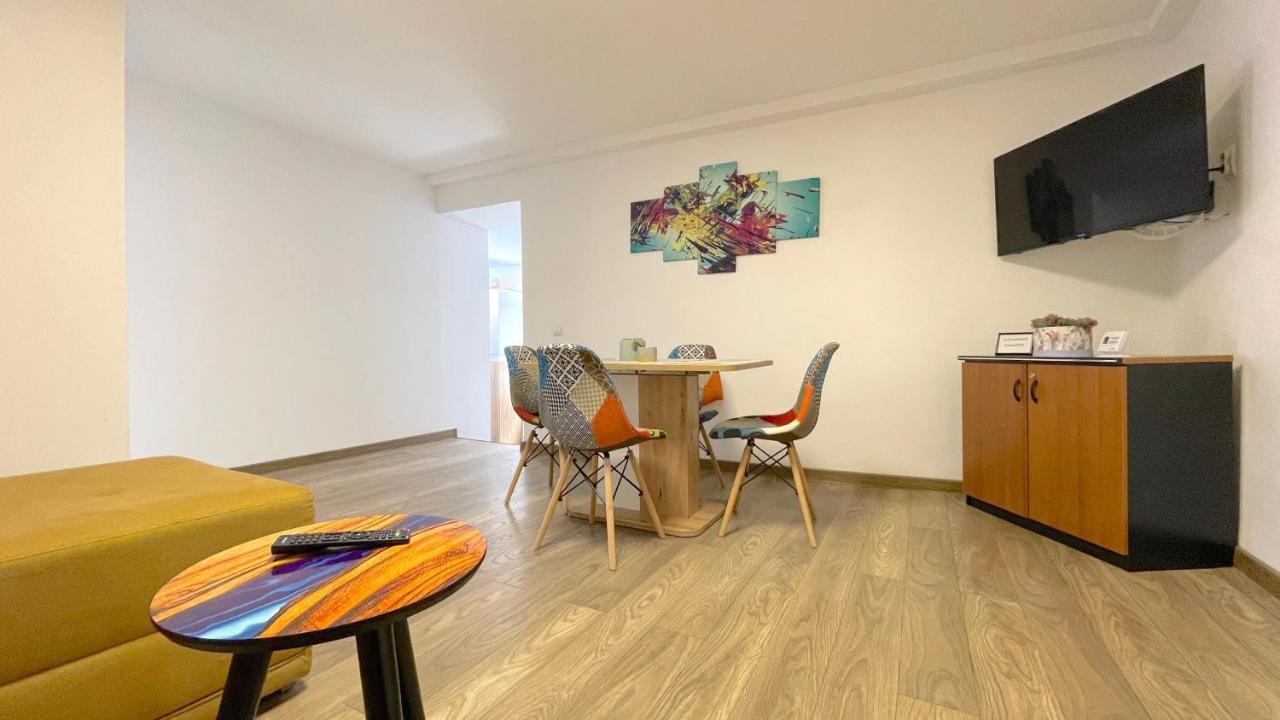 Well Prettyplaces Apartment 001 Brasov Exterior photo